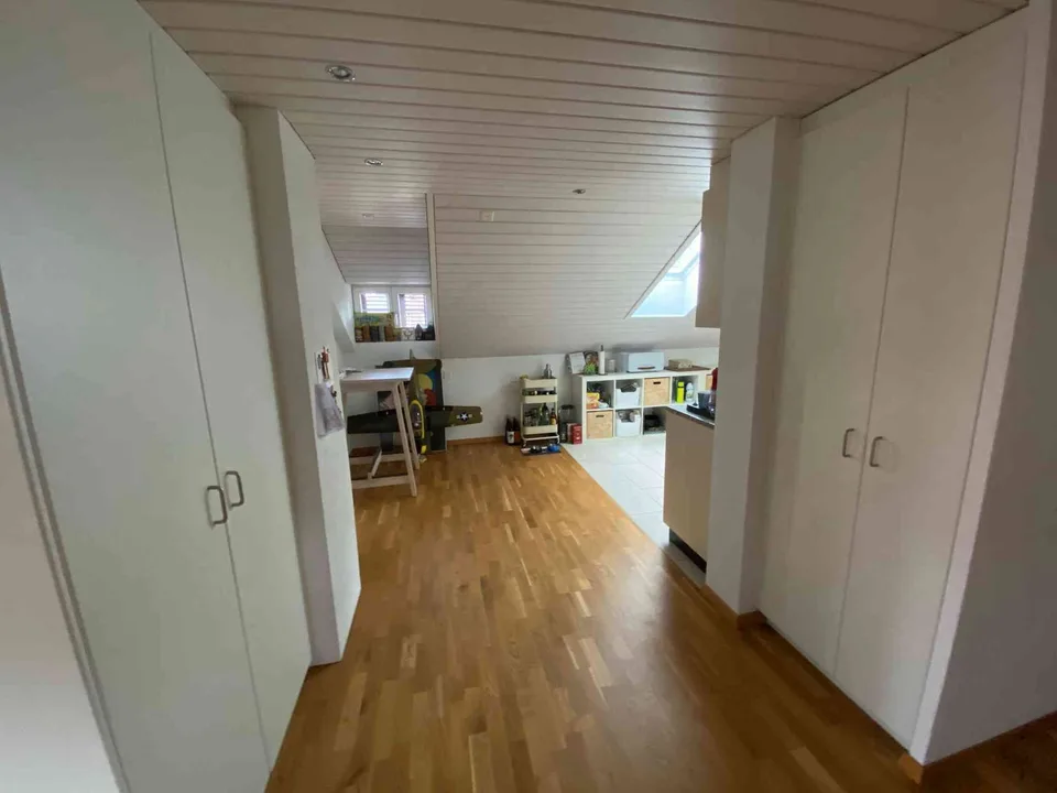 3.5-Zimmer-Dachwohnung in ruhigem und zentralem Seefeldquartier