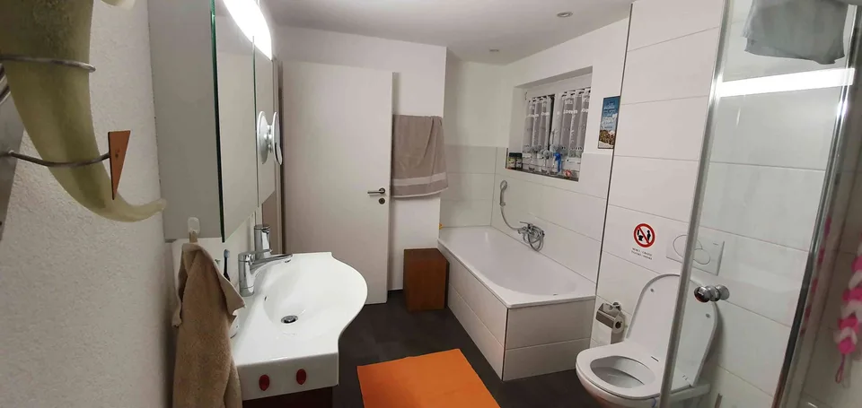 3.5 Zi-Wohnung, Parkett, ruhige Wohnlage