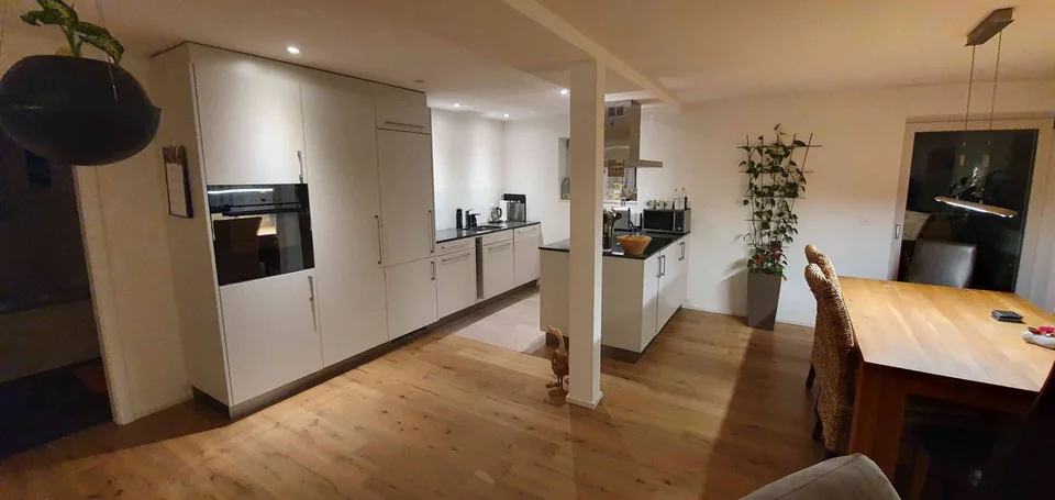 3.5 Zi-Wohnung, Parkett, ruhige Wohnlage