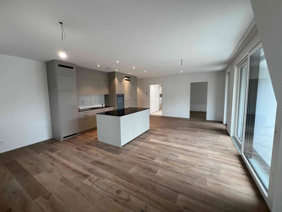 Erstbezug ab 01.04.2026 oder Vereinbarung — Casa Laura, Maienfeld