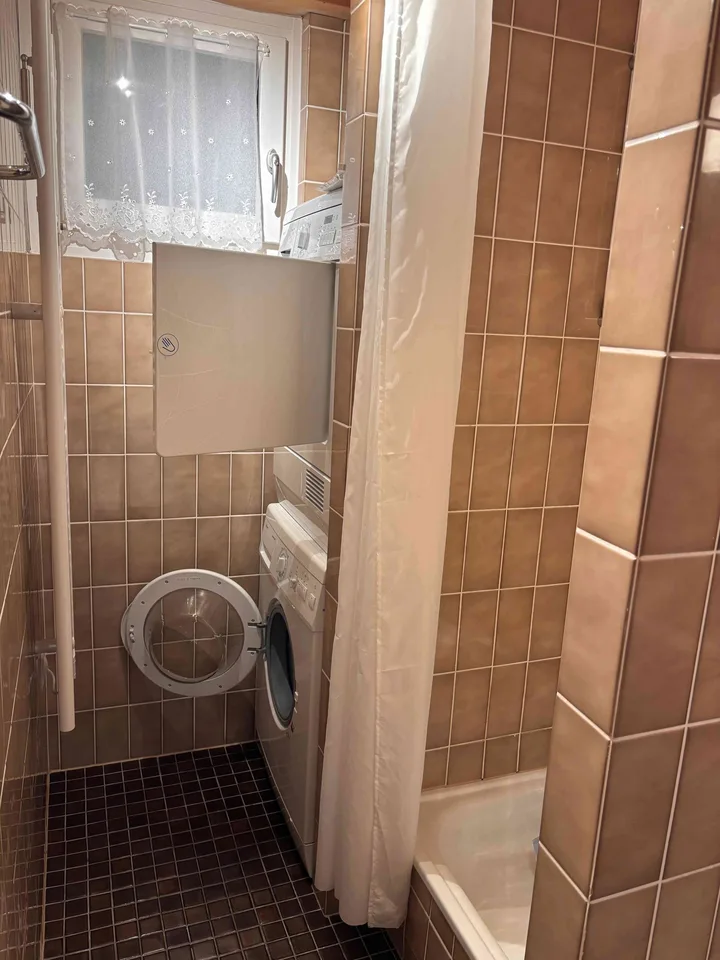 Sehr schöne kleine Wohnung für Dauermieter