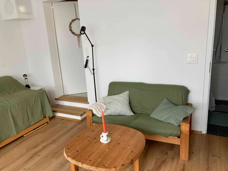 1 Zimmer- Studio/ Therapieraum/ Atelier