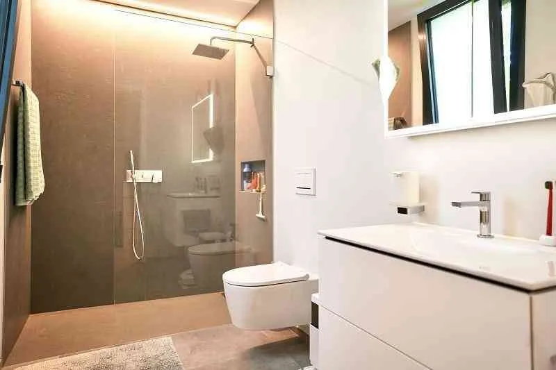 Appartamento 4,5 locali con giardino privato a Gordola