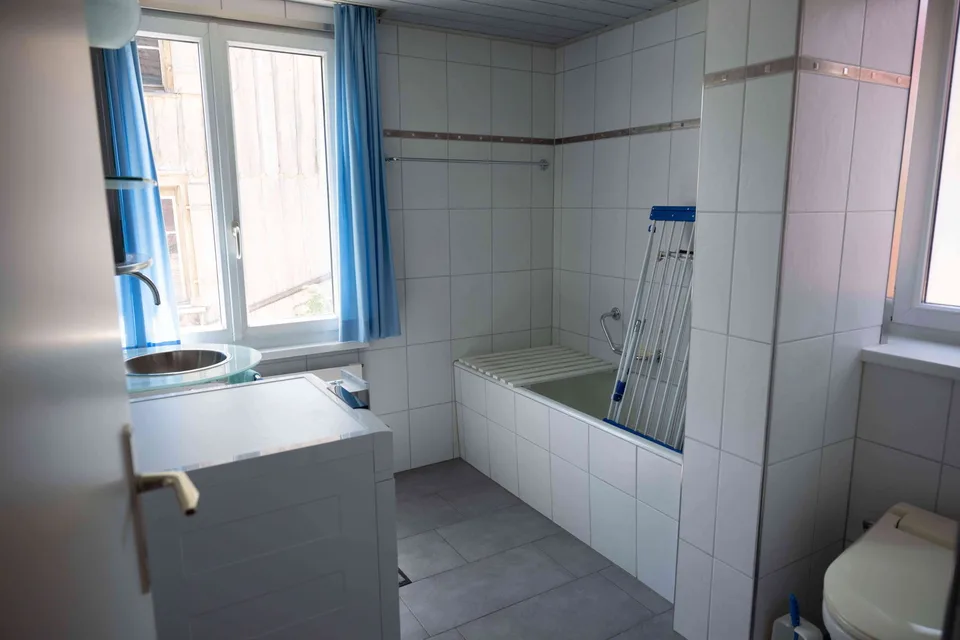 Vielseitiges Wohn- und Geschäftshaus mit Remise