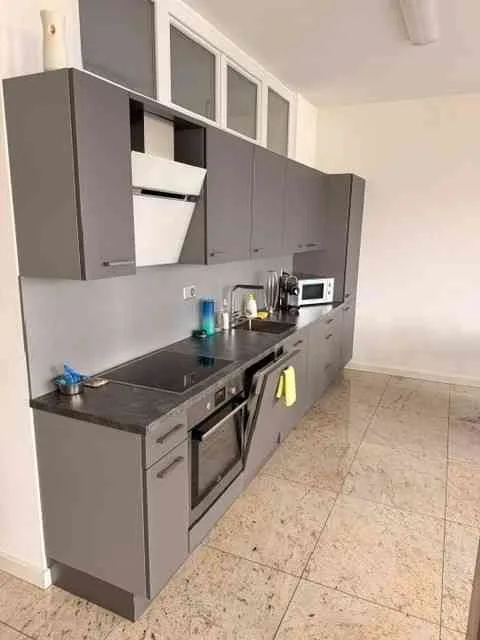 Gutgelegene helle Büroräume, 103.3 m2