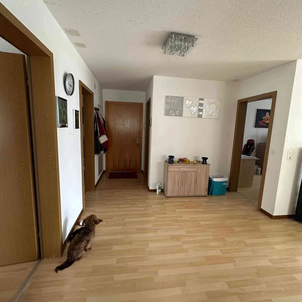 Grosszügige 4½-Zimmer-Wohnung in Arch zu vermieten