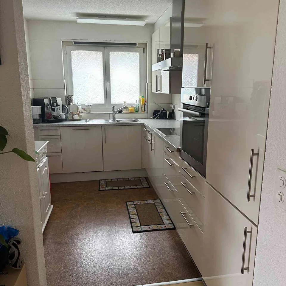 Grosszügige 4½-Zimmer-Wohnung in Arch zu vermieten