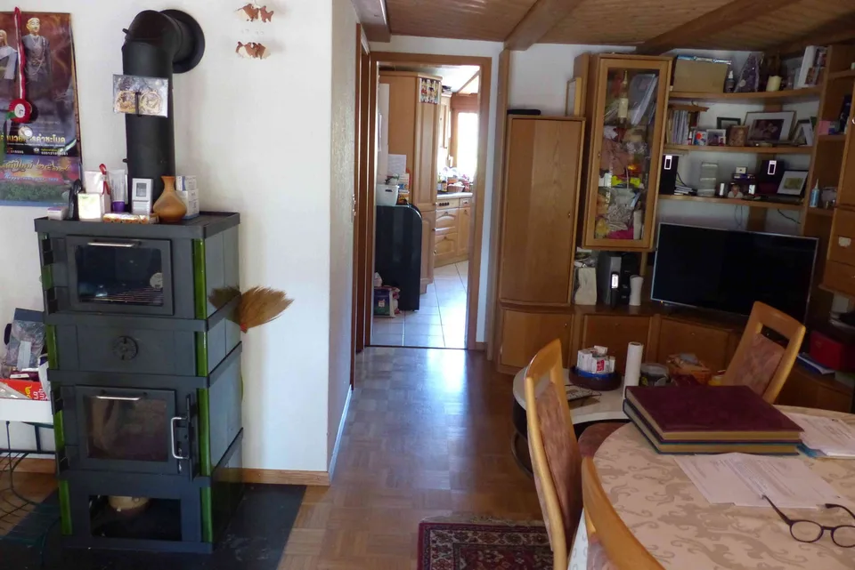 10-Zimmer Zweifamilienhaus mit grosszügigem Aussenbereich