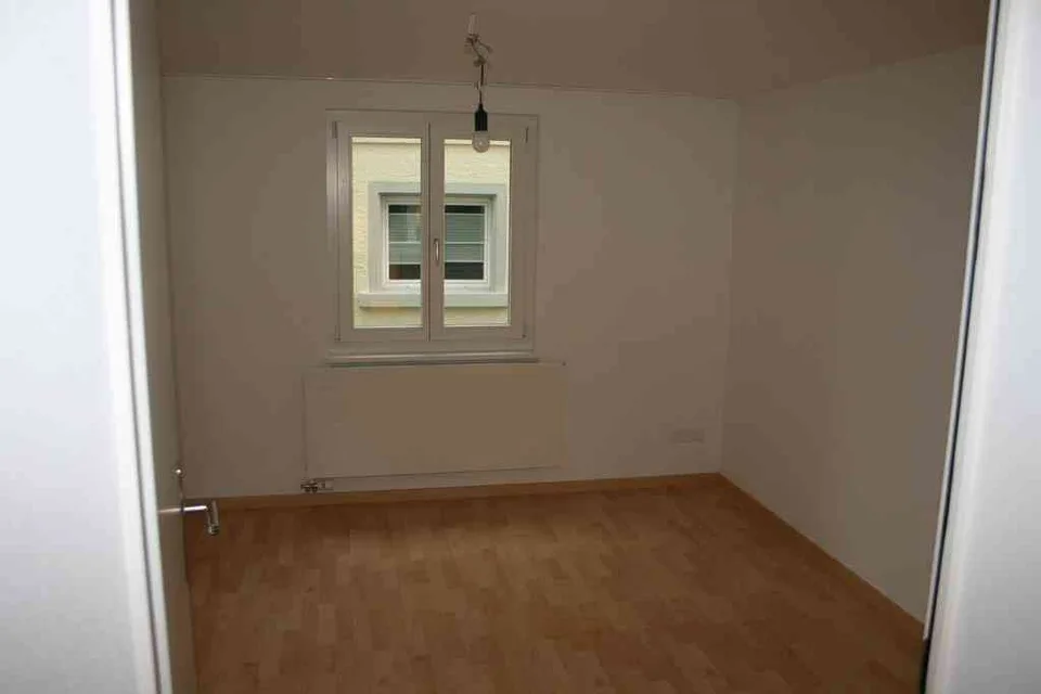 gesucht :Nachmieter / in für 3,5 Zi. EG - Garten - Wohnung in Horn TG