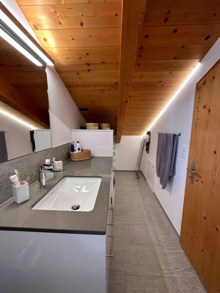 Ferienwohnung unter dem Flimserstein mit traumhafter Aussicht
