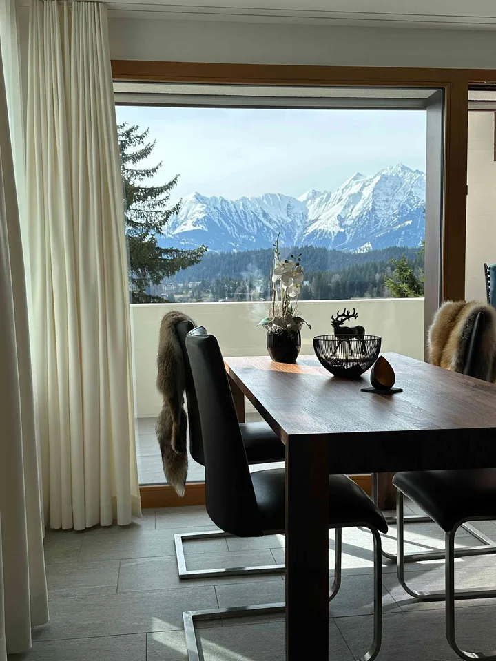 Ferienwohnung unter dem Flimserstein mit traumhafter Aussicht