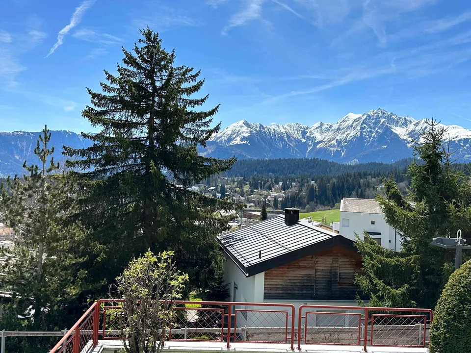Ferienwohnung unter dem Flimserstein mit traumhafter Aussicht