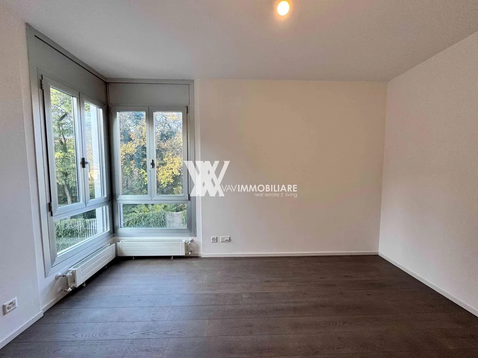 LUGANO: ELEGANTE APPARTAMENTO VISTA LAGO E MONTE BRÈ
