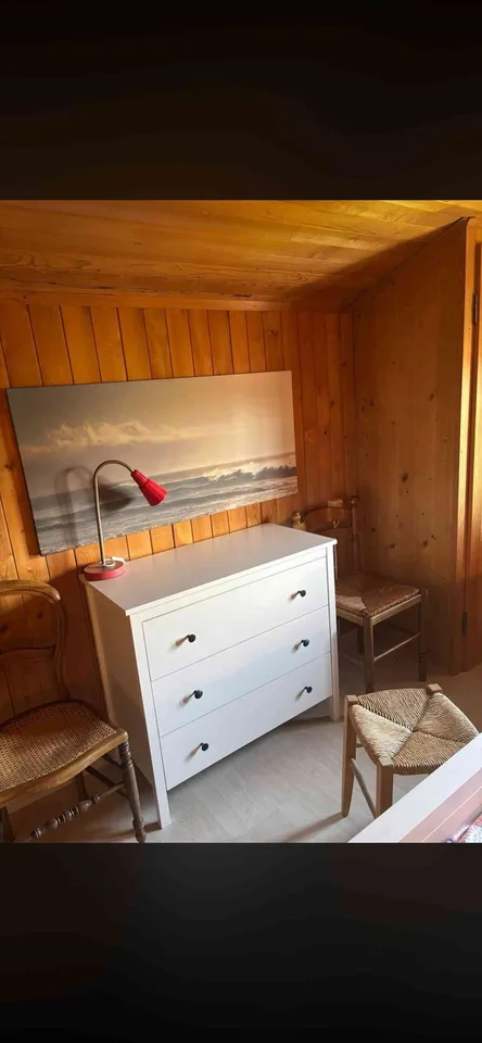 2 chambres au premier étage, dans un chalet