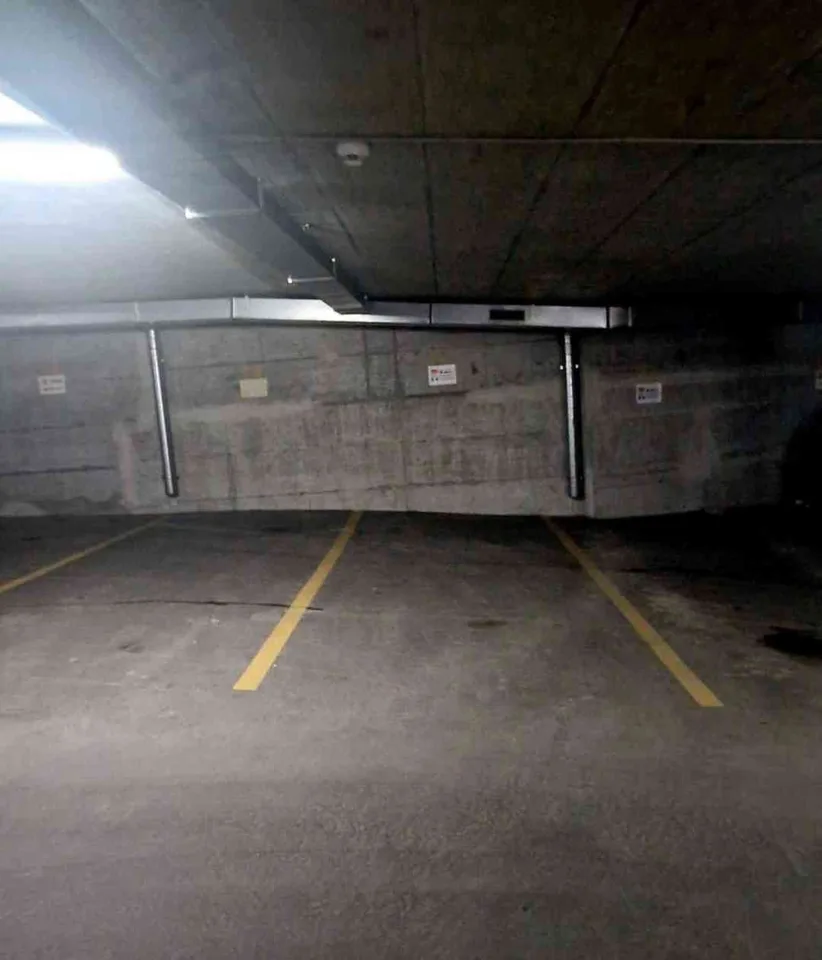 Autoparkplatz in Zizers- Zentrum.