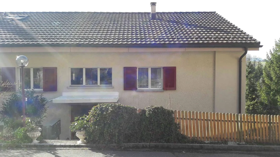 Schön gelegene 3-Zimmerwohnung in Niederscherli.