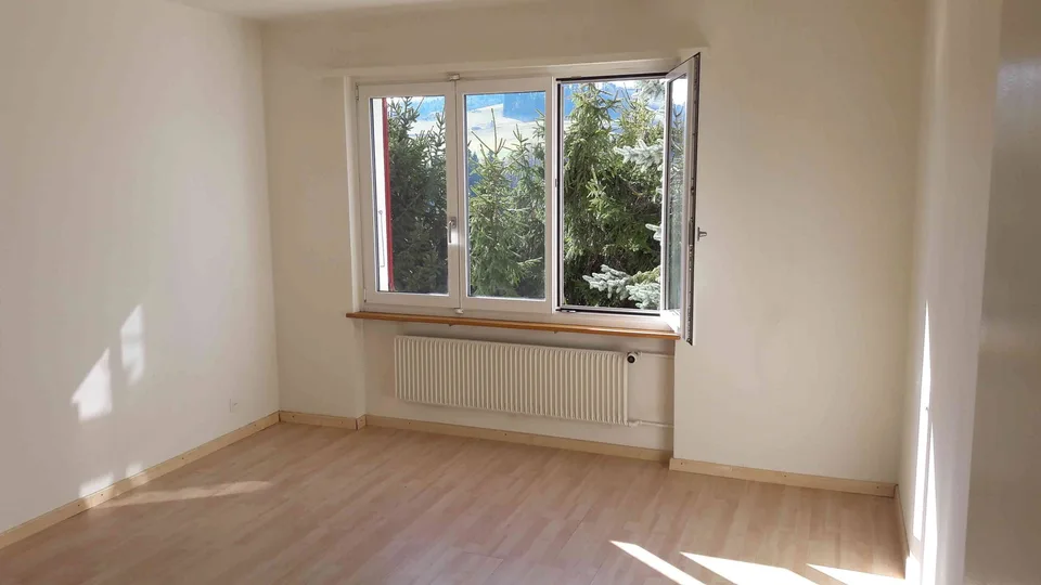 Schön gelegene 3-Zimmerwohnung in Niederscherli.