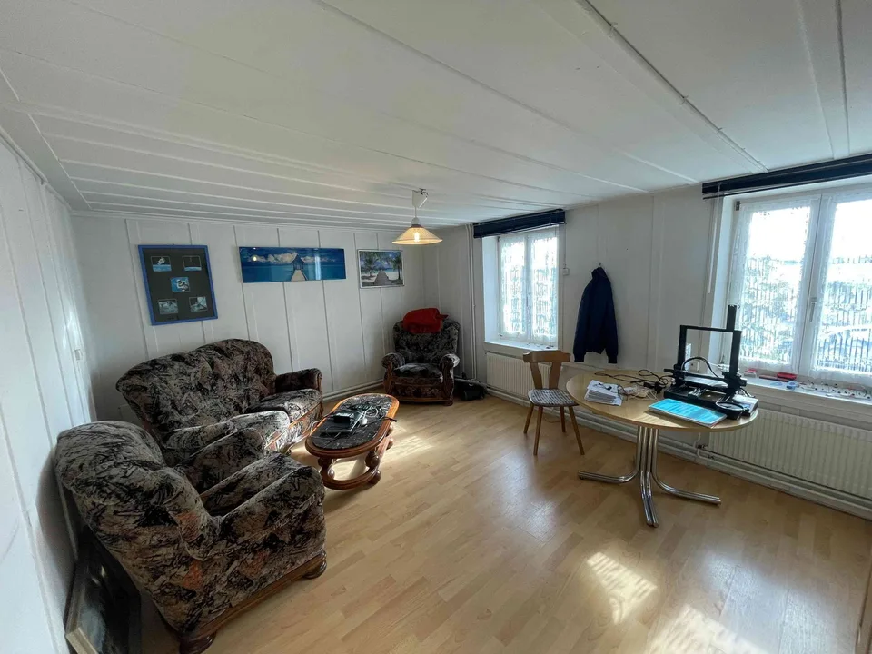 BAISSE DE PRIX - Immeuble de 3 apparts et terrain constructible