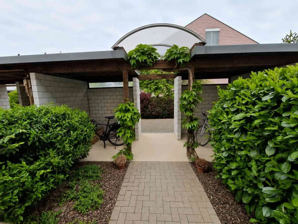 5.5-Zimmer Reihen-Einfamilienhaus mit Garten und Dachterrasse
