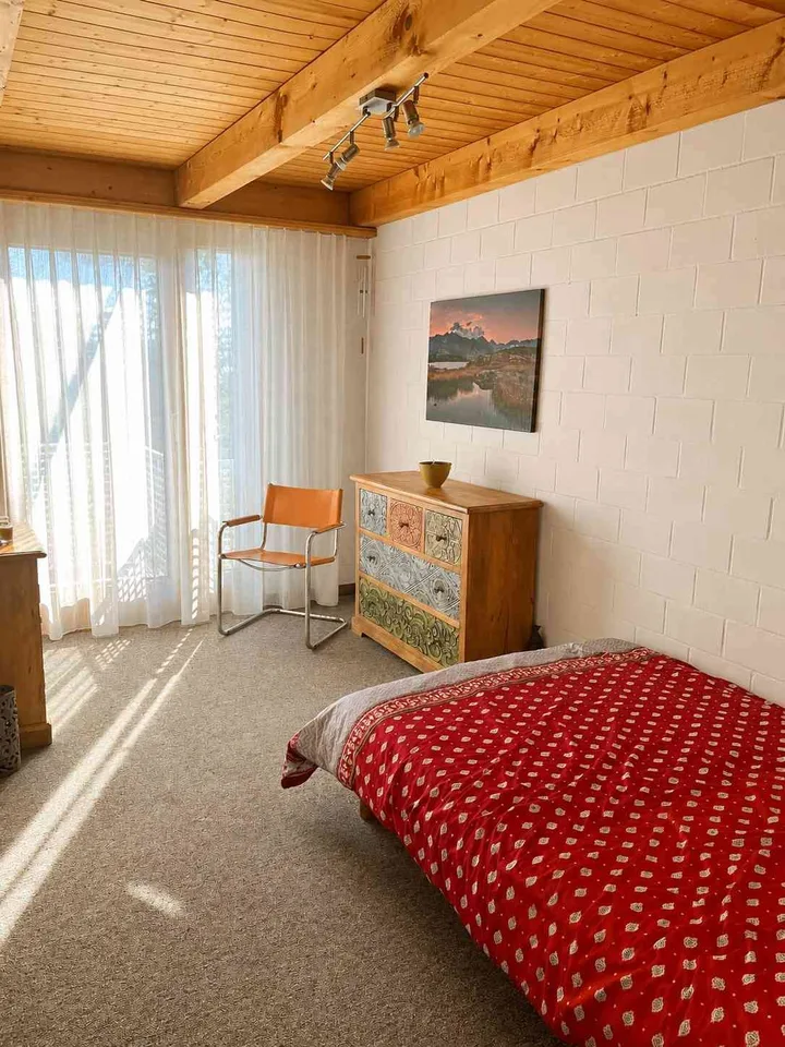 5.5-Zimmer Reihen-Einfamilienhaus mit Garten und Dachterrasse