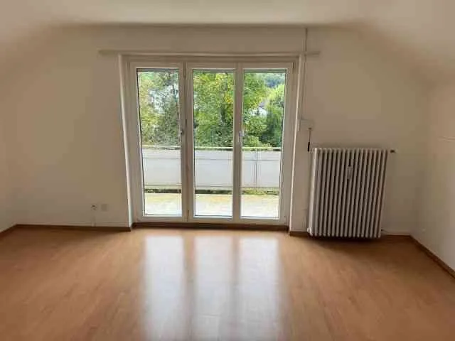 3 ZWG AB SOFORT IN ZUNZGEN ZUR VERMIETEN.