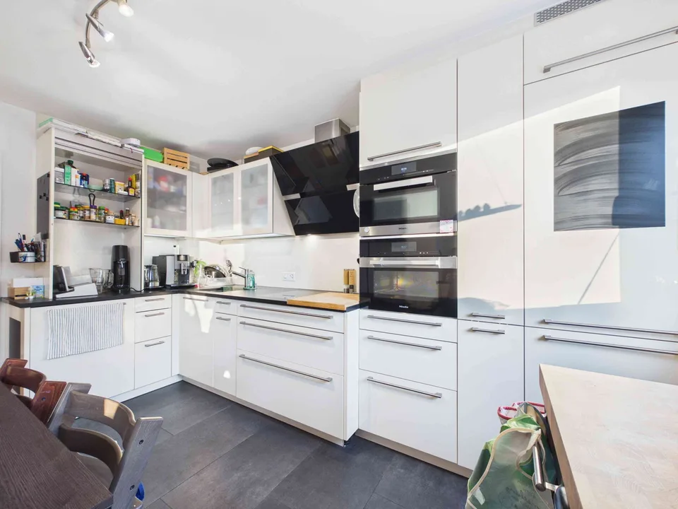 Moderne 4.5 Zimmerwohnung an bevorzugter Lage