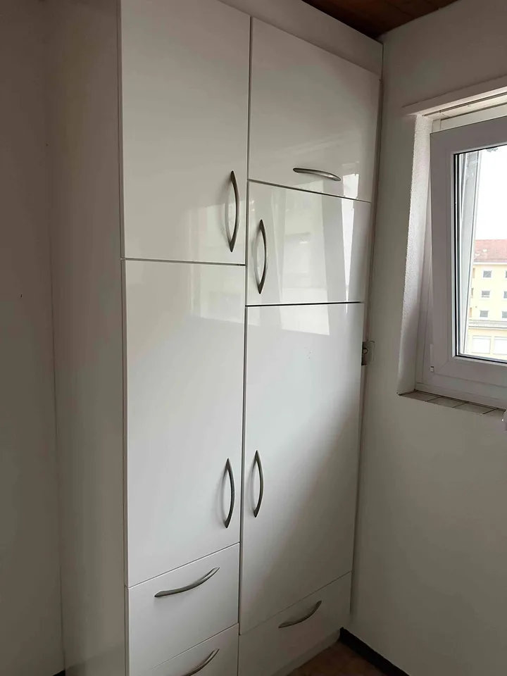 Schöne 2.5 Zimmerwohnung mit Balkon