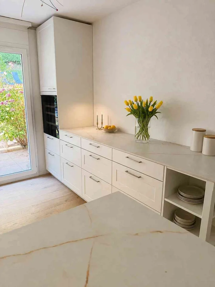 Erstbezug! Luxuriös saniertes 5.5-Zi-Haus mit Garten!
