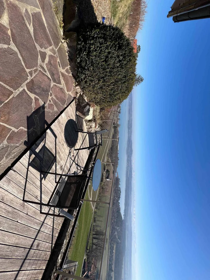WOHNUNG OB DEM MURTENSEE