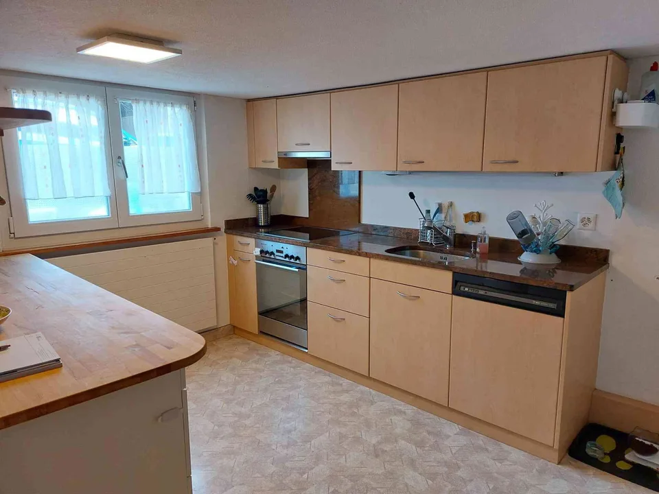 6 Zimmer Hausteil direkt am Bach
