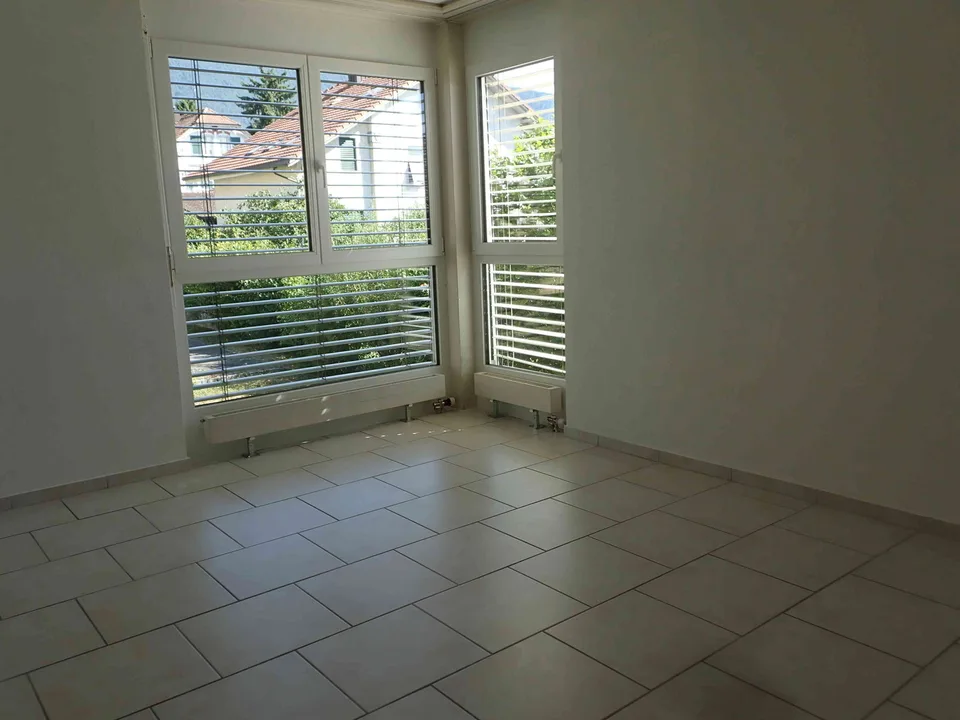 ZU VERMIETEN IN SELZACH RUHIGE & HELLE WOHNUNG