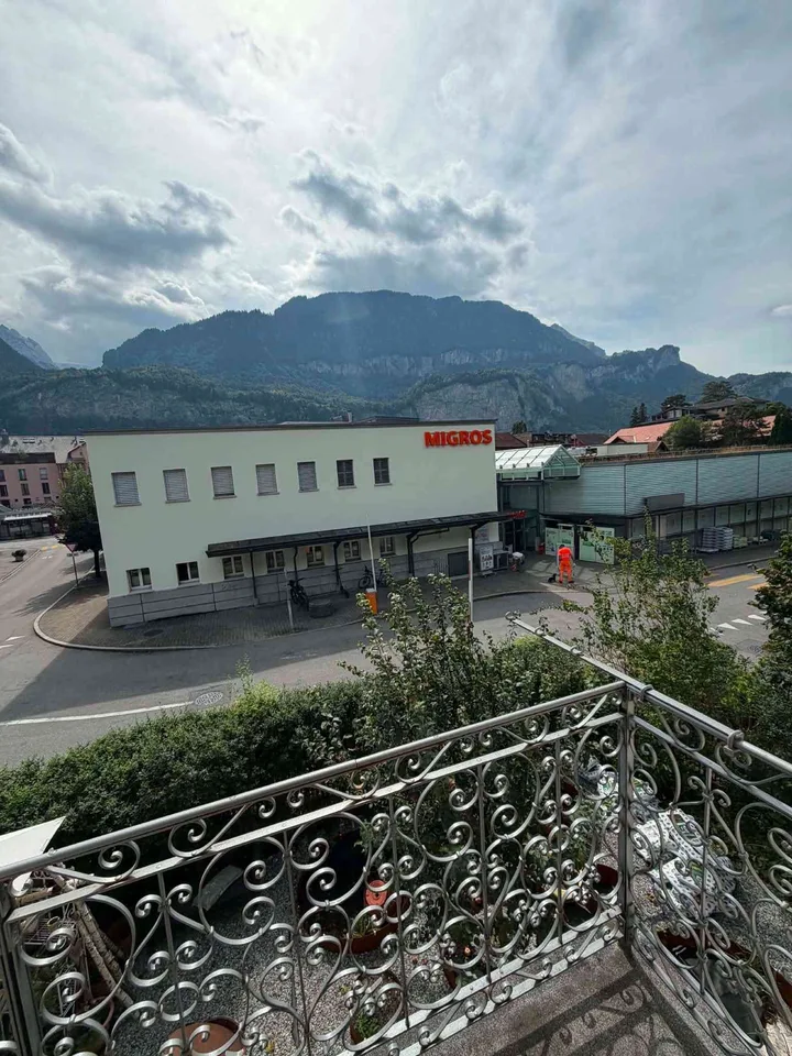 ? Moderne 3.5-Zimmer-Wohnung in Meiringen – Nachmieter gesucht