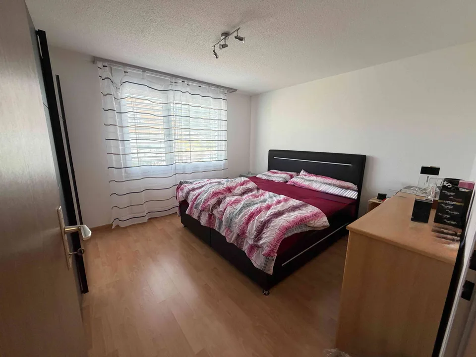 Offene 2-Zimmer-Wohnung mit Balkon in ruhiger Wohnlage