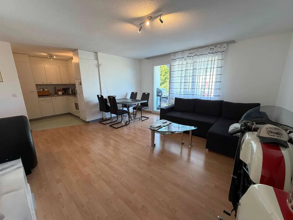 Offene 2-Zimmer-Wohnung mit Balkon in ruhiger Wohnlage