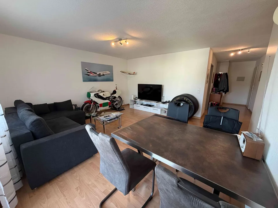 Offene 2-Zimmer-Wohnung mit Balkon in ruhiger Wohnlage