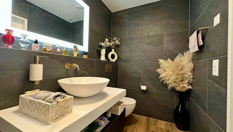 Stilvolle 4.5-Zimmer-Attikawohnung, mit 74 m² Panorama-Dachterrasse