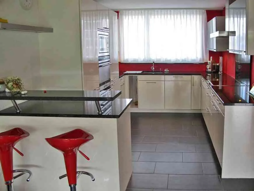 Moderne 3.5 Zimmer EG-Wohnung in Horn