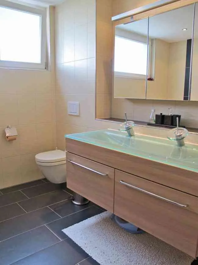 Moderne 3.5 Zimmer EG-Wohnung in Horn
