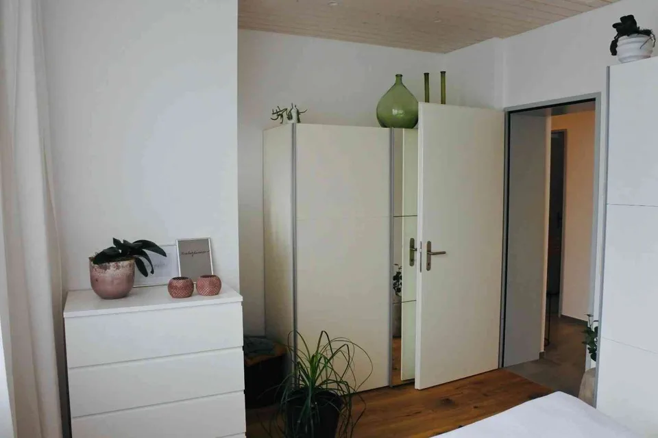 Eigentumsstandard => ruhige, zentrumsnahe Lage, grosse Terrasse 50m2
