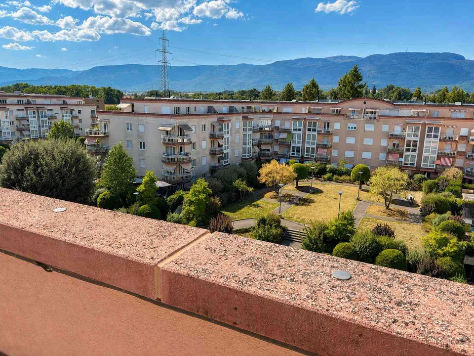 Appartement Attique 5 pièces nyon
