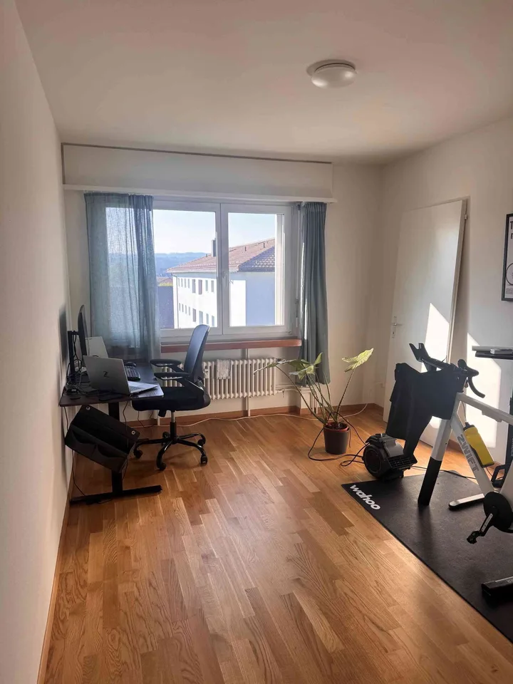 Gemütliches Zimmer in 4.5-Zimmer-WG in Jegenstorf – per sofort