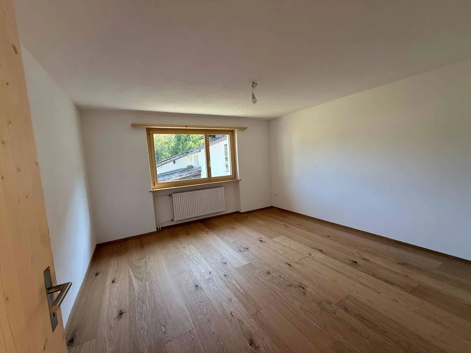 Grosszügige 5.5-Zimmer-Parterrewohnung mit traumhaftem Sitzplatz