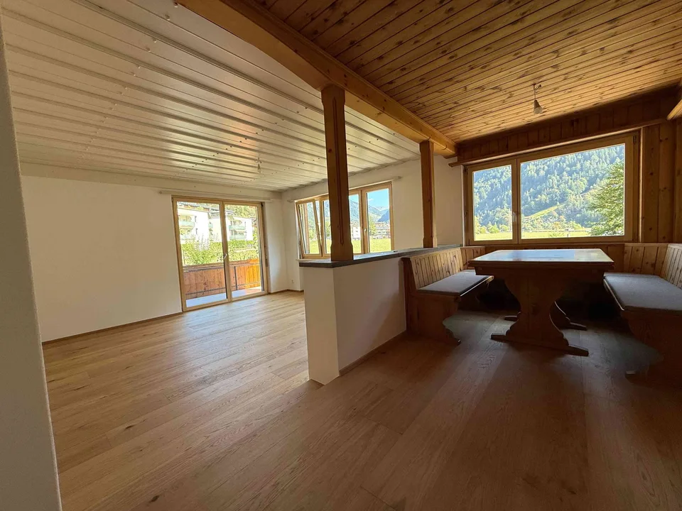 Grosszügige 5.5-Zimmer-Parterrewohnung mit traumhaftem Sitzplatz