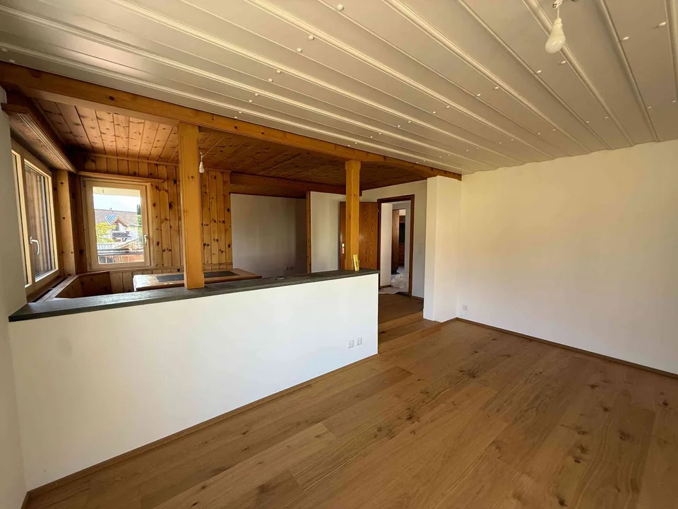 Grosszügige 5.5-Zimmer-Parterrewohnung mit traumhaftem Sitzplatz