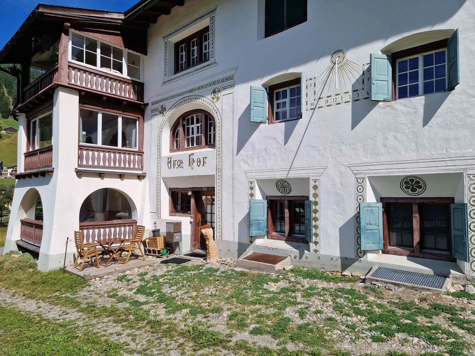Grosszügige 3.5-Zimmer-Wohnung mit Loggia am ruhigen Ortsrand