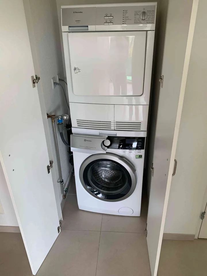 schöne, grosszügig und zentral gelegene 3 1/2 Zimmer Wohnung in Wohlen