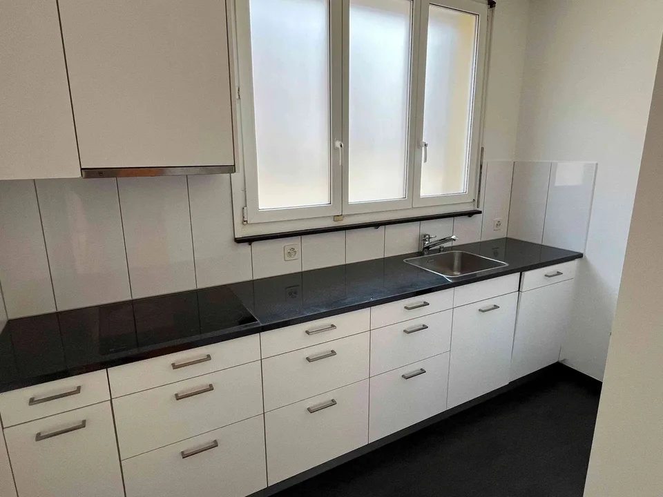 Grosszügige helle Erdgeschosswohnung im Dorfkern von Münchenstein