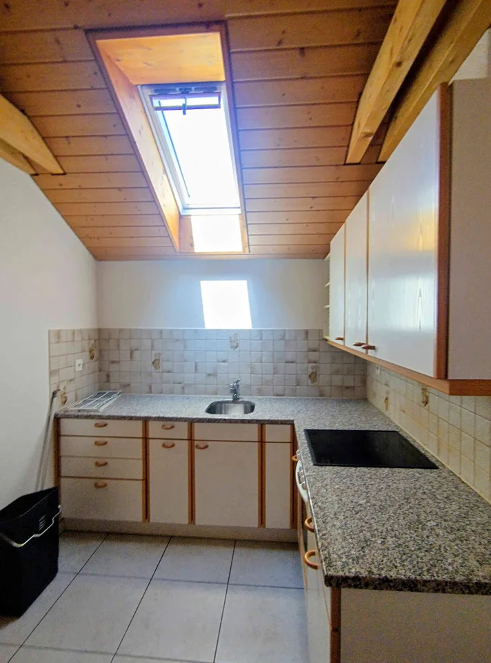 2 Zimmerwohnung im OG mit grosser Terrasse
