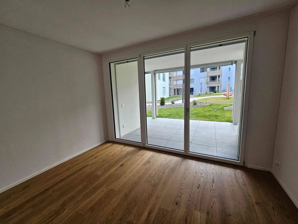 Moderne 3.5-Zimmer Neubau-Gartenwohnung