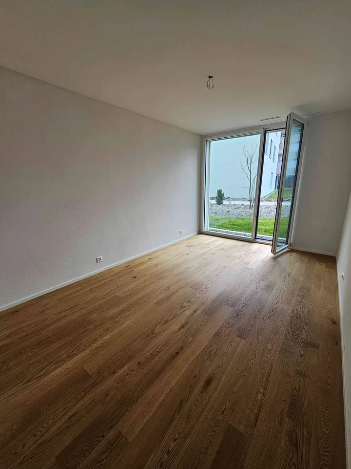Moderne 3.5-Zimmer Neubau-Gartenwohnung